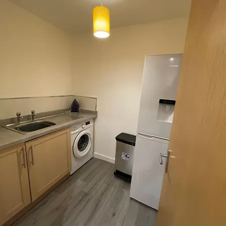 Modern Newly Refurbished 2 Bed Апартаменты Бристоль