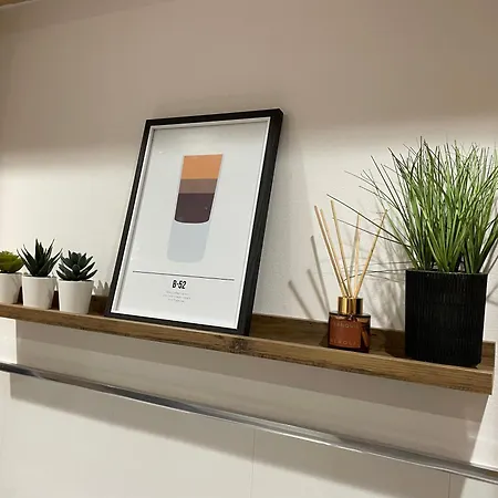 Modern Newly Refurbished 2 Bed 9 Livingstone Mews *