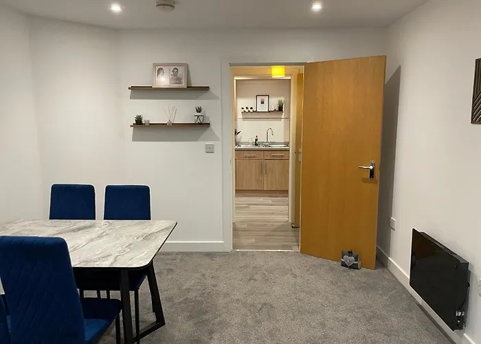 Daire Modern Newly Refurbished 2 Bed 9 Livingstone Mews Bristol